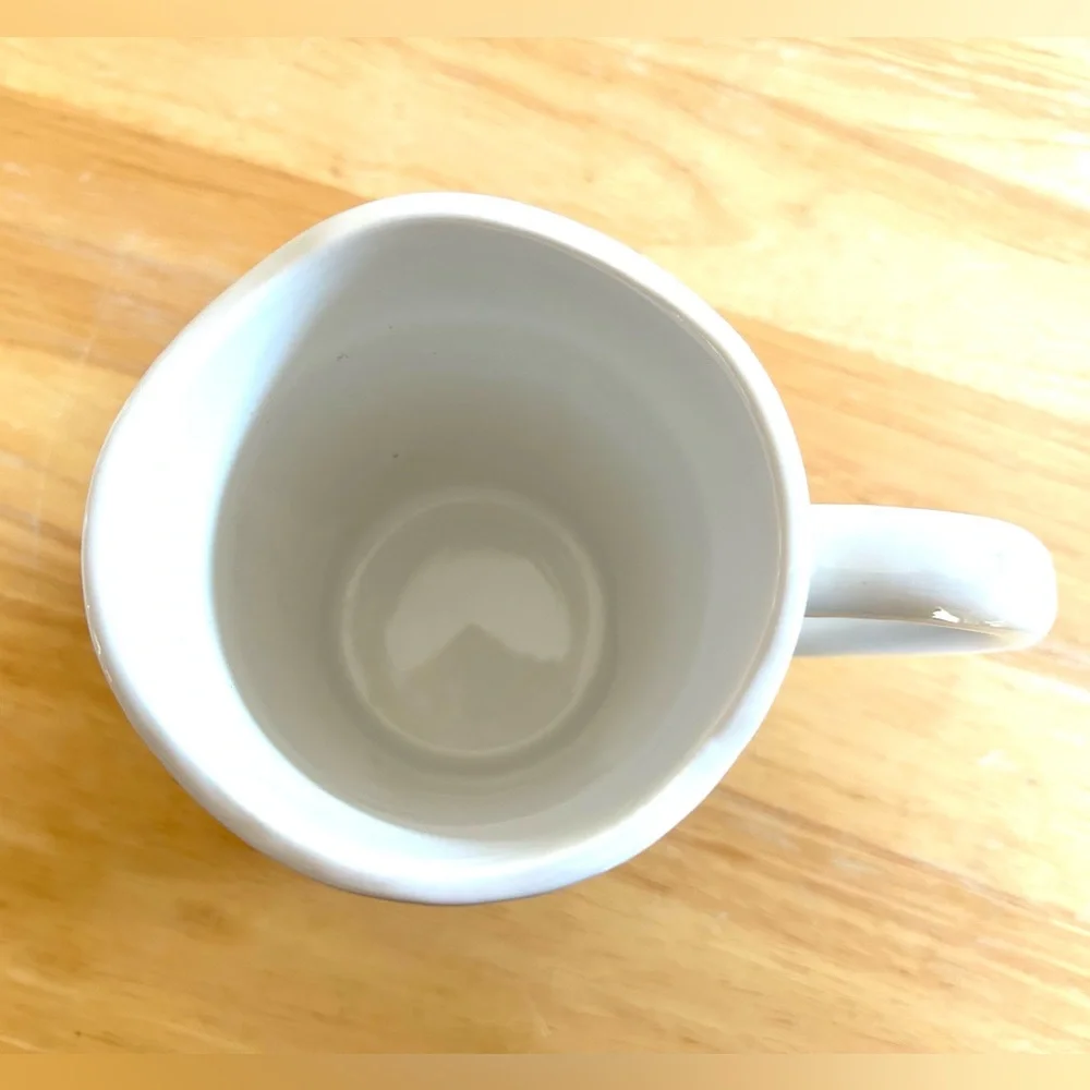 "FEARLESS TIGER" GOLD METALLIC ACCENT CERAMIC MUG - Picture 3 of 4